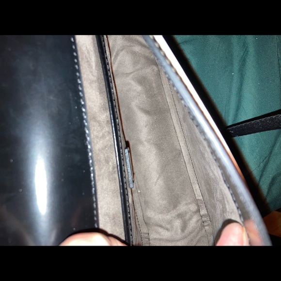 NEW forever elegant black and white Aquatalia designer handbag. - Picture 5 of 10